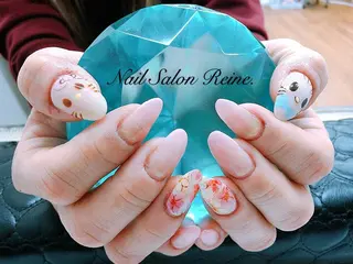 ネイル Nailsalon Reine所属・玉栄 伶奈のネイルデザイン