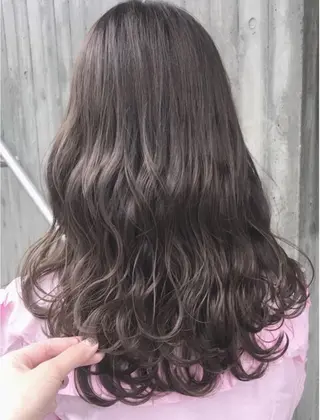 カラー 🫧ハイライトモデル 募集🫧溝口結麻のヘアスタイル