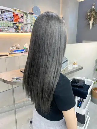 ロング カラー qulim所属・前橋 姫奈のヘアスタイル