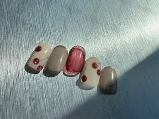 ネイル シーナリー（SCENERY NAIL）所属・下北沢ネイリスト RIKAのネイルデザイン
