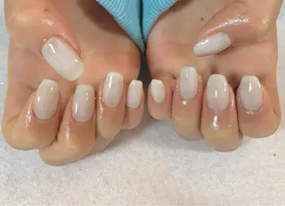 ネイル 手塚 里奈のネイルデザイン