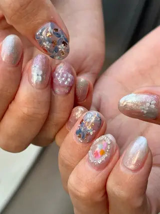 ネイル FIORITURA Maikoのネイルデザイン