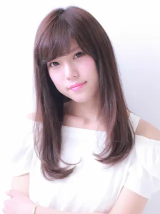ロング 中林 由佳のヘアスタイル