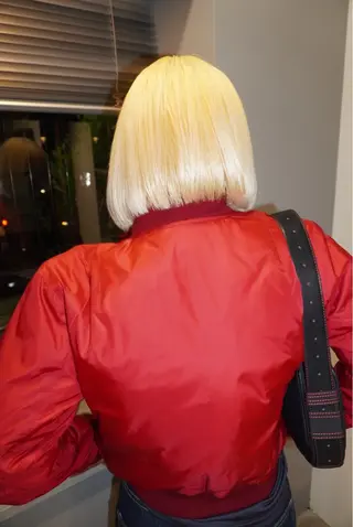 カラー yll所属・似合わせ/ハイトーン /中目黒/さくらのヘアスタイル