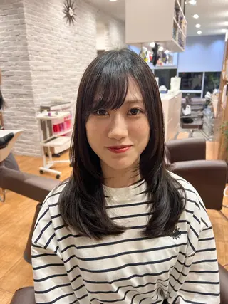 ミディアム ボブ/レイヤー/ 縮毛矯正/オオバコのヘアスタイル