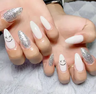 ネイル B- nailのネイルデザイン