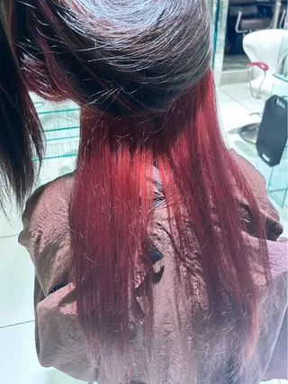 ロング カラー H. shinkaiのヘアスタイル