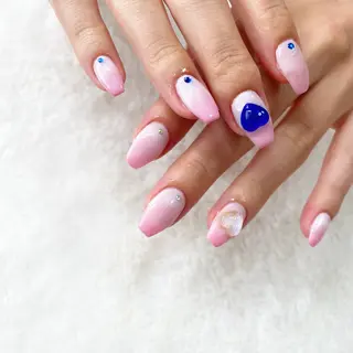 ネイル Laki nailのネイルデザイン