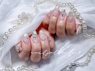 ネイル ✨Nailsalon Vi+✨のネイルデザイン