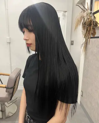 ロング カラー thee所属・渡邊 ひかるのヘアスタイル