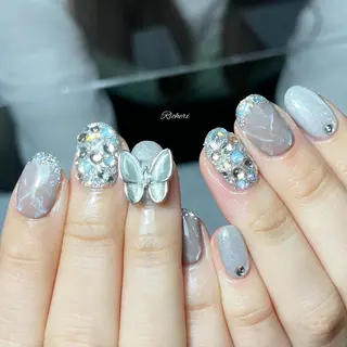 ミディアム ネイル richeri beautyのネイルデザイン