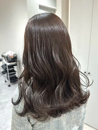 カラー BRANCHÉ小牧/ 西尾 美月のヘアスタイル