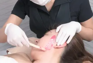 MELLOWWAX横浜店所属・明嬉 （あき）の眉毛・アイブロウイメージ