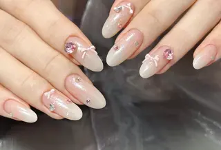 ネイル エ リのネイルデザイン