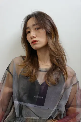 セミロング 江田 智沙穂のヘアスタイル