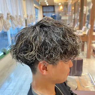 カラー パーマ メンズ 樽川翔/フェザーパー マ/シャドウパーマのヘアスタイル