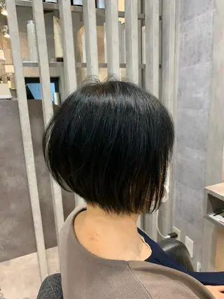 ショート KISS SWAN所属・B E C H I C O〔べち子〕のヘアスタイル