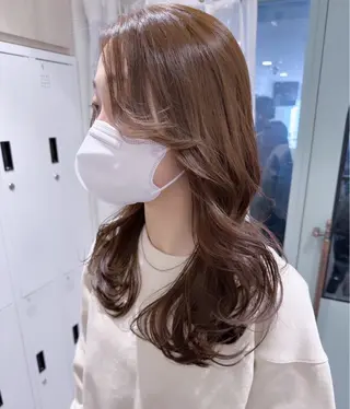 ロング カラー NaVIユウジ ブリーチカラーのヘアスタイル