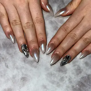 セミロング BeautySalonKREI所属・KREI NORIKAのネイルデザイン