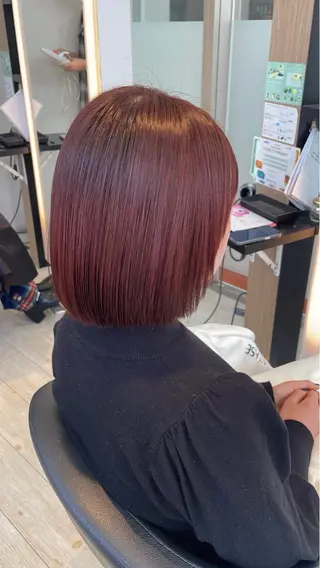 ショート カラー ブリーチ/髪質改善/ ハイトーン/暖色のヘアスタイル