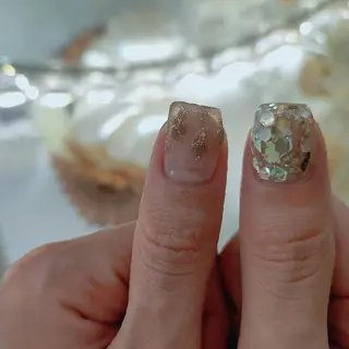 ネイル RUNWAY 　　の眉毛・アイブロウイメージ