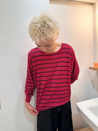 ショート カラー amy.所属・メンズカットパーマ/ ブリーチ高柳将太のヘアスタイル