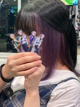 ミディアム 💖推しカラー💖 オタク美容師✂ゆづきのヘアスタイル