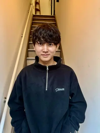 パーマ メンズ コイデ リュウセイのヘアスタイル