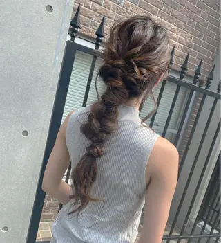 ヘアアレンジ 佐々木 菜摘のヘアスタイル