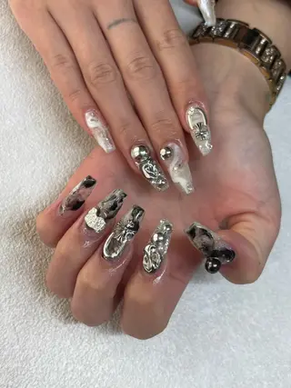 ネイル Feliz所属・Feliz 楽しいネイルサロンのネイルデザイン