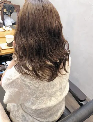 セミロング パーマ 長井 美佳のヘアスタイル