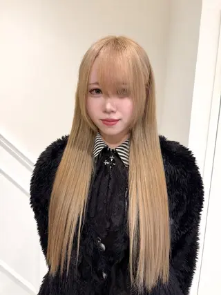 ロング カラー 艶髪ハイトーン/ レイヤー/yuiのヘアスタイル