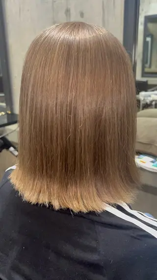 カラー KOKOMO所属・momo ショート🐾のヘアスタイル