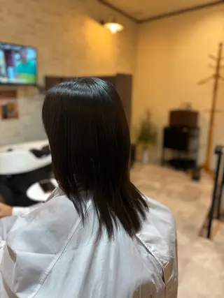 セミロング ツヤ髪専門美容師 桑原　和誠のヘアスタイル