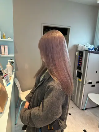 ロング カラー 🪄池袋ハイトーン 🪄ブリーチカラーのヘアスタイル