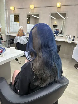 ロング 寒色＆ブリーチ特化 寒色MiOのヘアスタイル