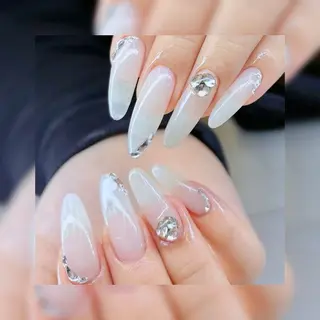 ネイル AngelChris ビューティーサロンのネイルデザイン