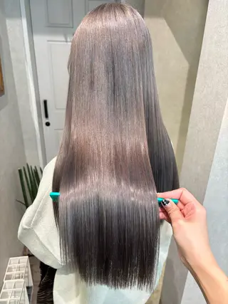 ロング カラー 艶ハイトーン/ 輝保🤍✨のヘアスタイル