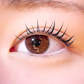 マツエク・マツパ mika❤︎まつげ| 眉毛|束感のマツエク・マツパデザイン