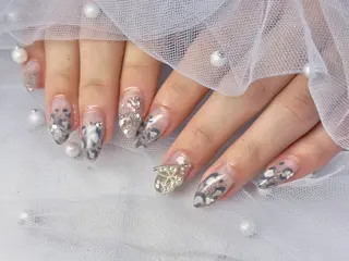 ネイル Queennail 北堀江AYAのネイルデザイン
