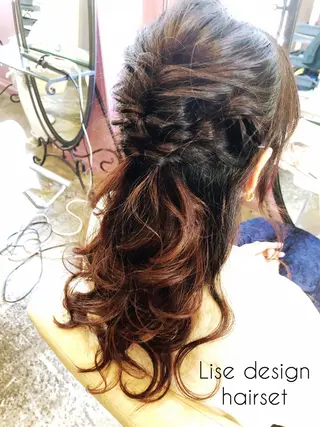 セミロング カラー パーマ ヘアアレンジ 表参道Lise おおいしおりのヘアスタイル