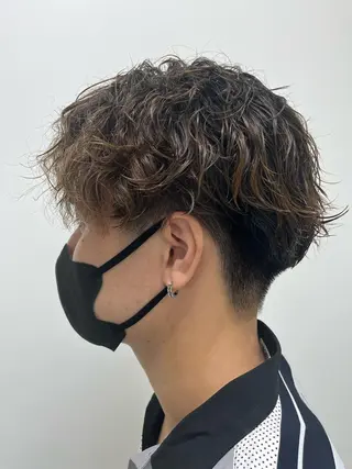 パーマ メンズ 【北千住】🌈韓国風 レイヤー✨小顔カットのヘアスタイル