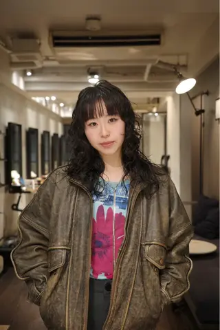 セミロング パーマ NERO 松井 隆人のヘアスタイル