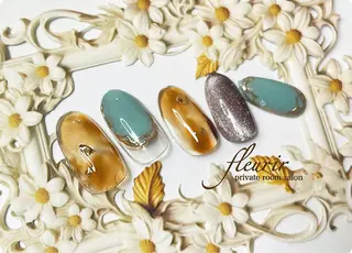 ネイル フルリール 【プライベートサロンのネイルデザイン