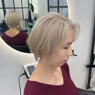 ショート カラー Ren. 🦋デザインカラーのヘアスタイル