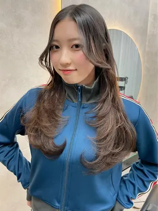 ロング 木崎 翼のヘアスタイル