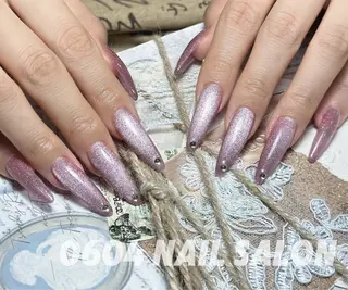 ネイル ishiro 🍂のネイルデザイン