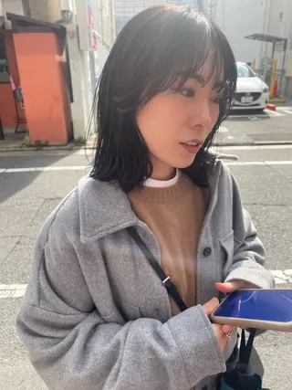 ミディアム カラー さの あやねのヘアスタイル