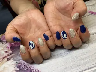 ネイル R.I所属・R.I みちのネイルデザイン