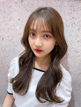 セミロング カラー 新宿/韓国風レイヤー 髪質改善/渋谷直樹のヘアスタイル